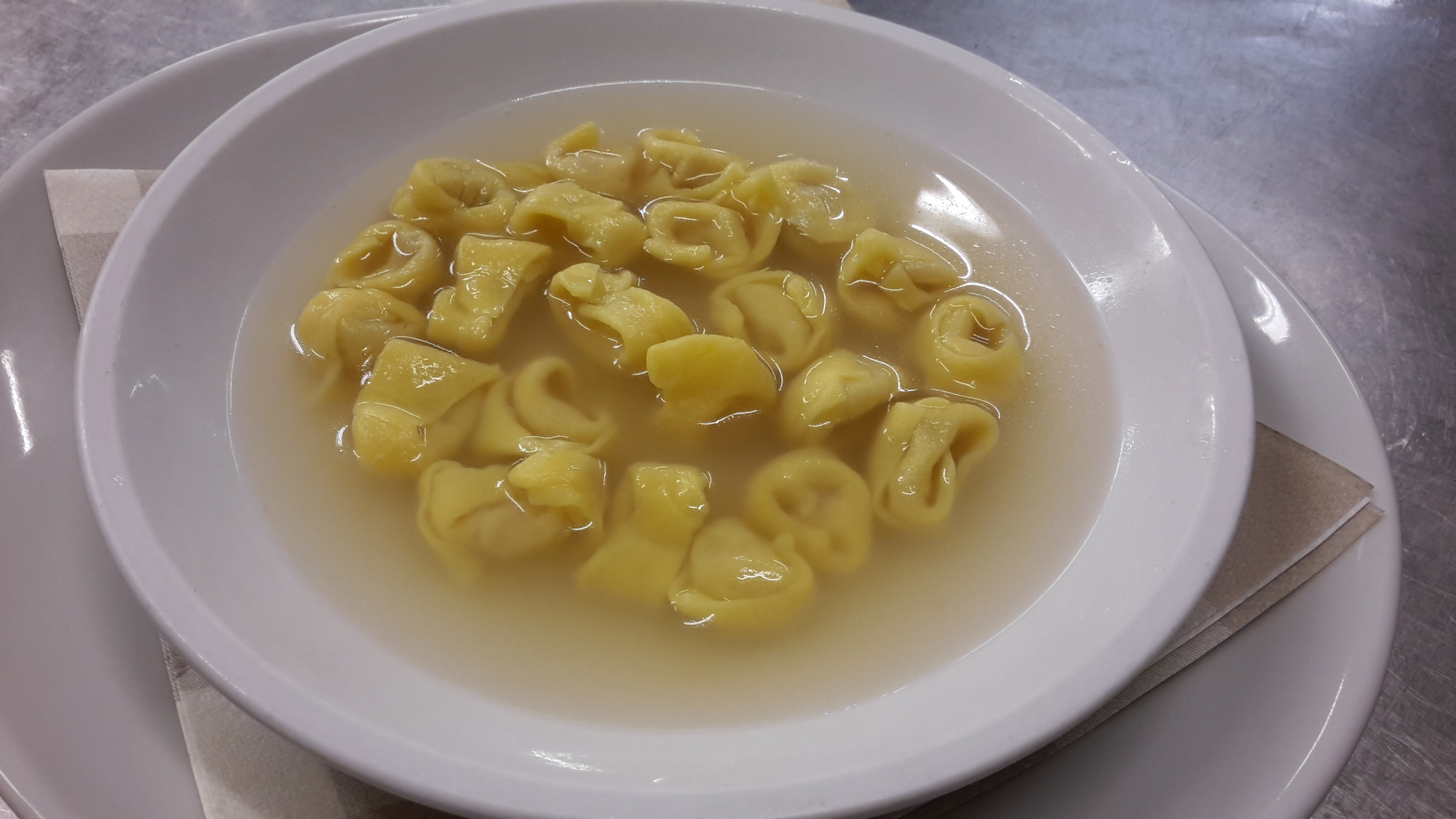 Tortellini in Brodo